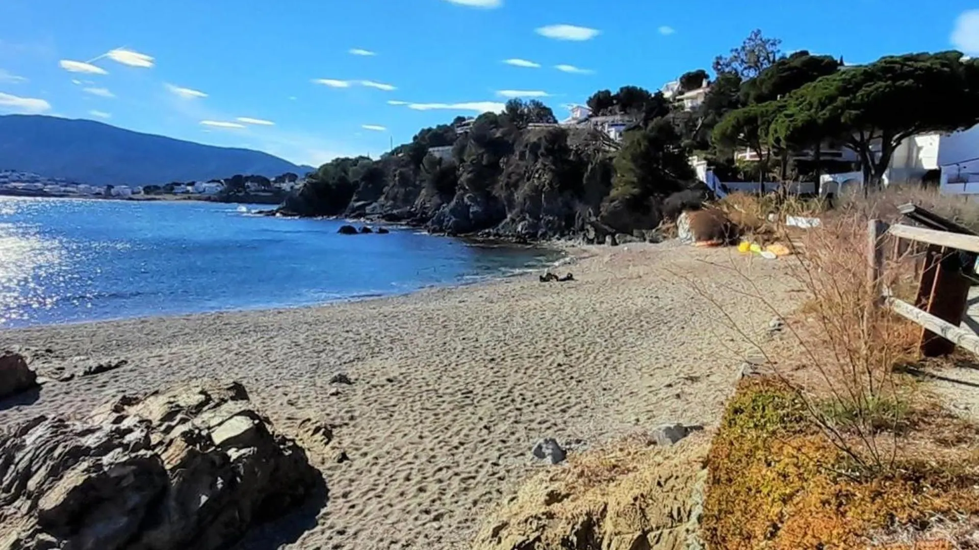 Apartamento Con Terraza Centro Del Puerto, Ideal Para Parejas - Llanca, Costa Brava - Es-170-31